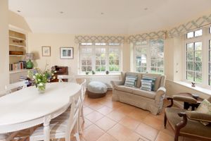 Garden Room- click for photo gallery
